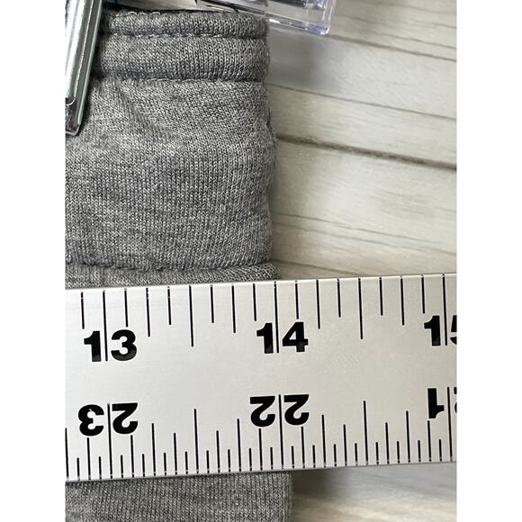 American Eagle Shorts Mens XS Gray Drawstring Waist Zipper Pockets Gym - Picture 4 of 12